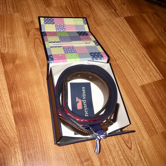 Vineyard Vines Holiday Lights Belt Men’s size 36🎄 - Picture 5 of 8